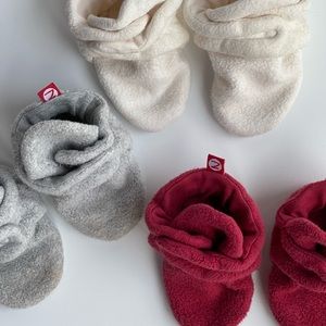 Zutano Cozie Fleece Gripper Baby Booties Heather Gray, Cream, Cranberry 12M